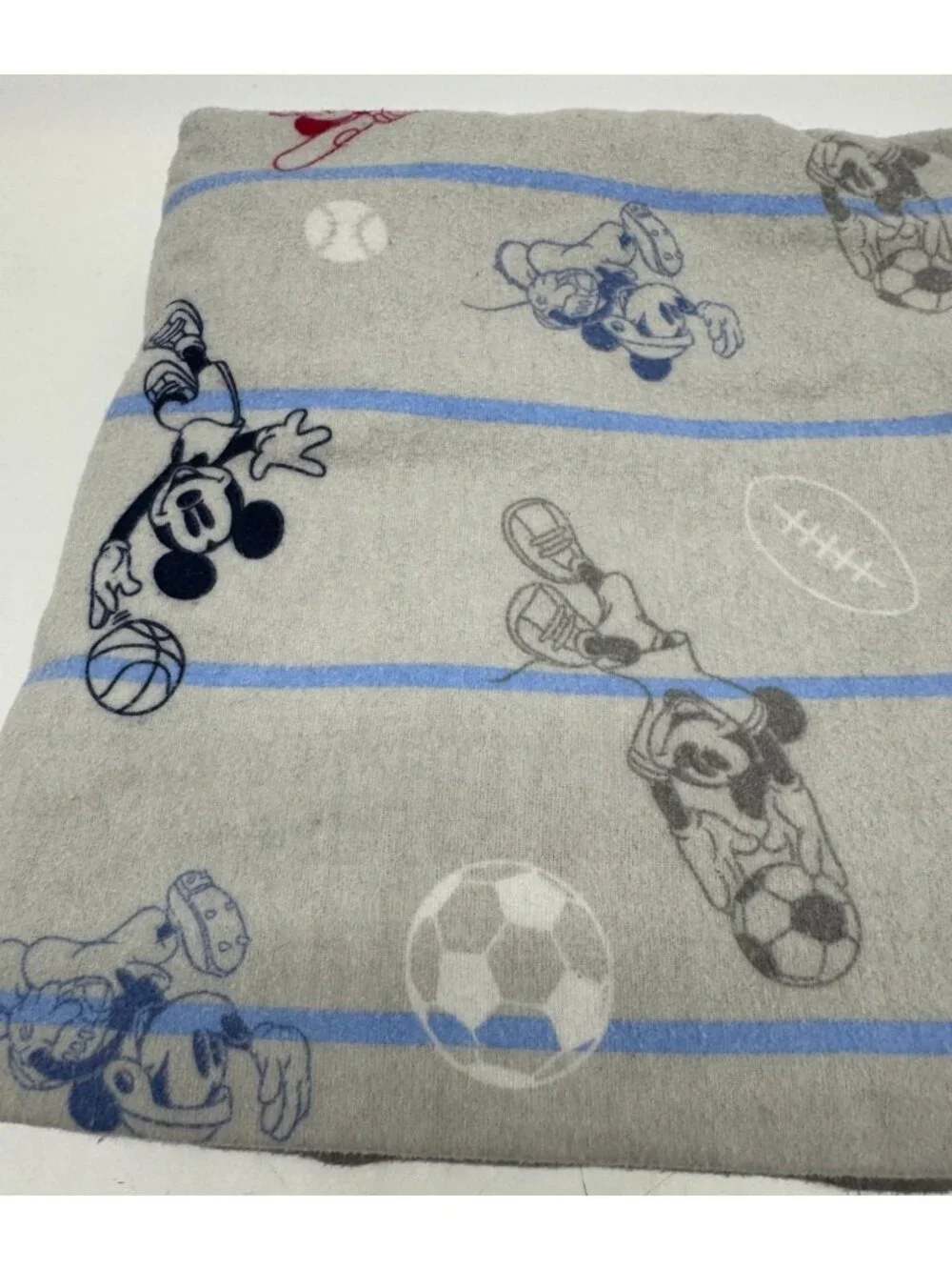 Disney Jumping Beans Bedsheet Flat & Fitted Sheet Set Twin Mickey Mouse Gray